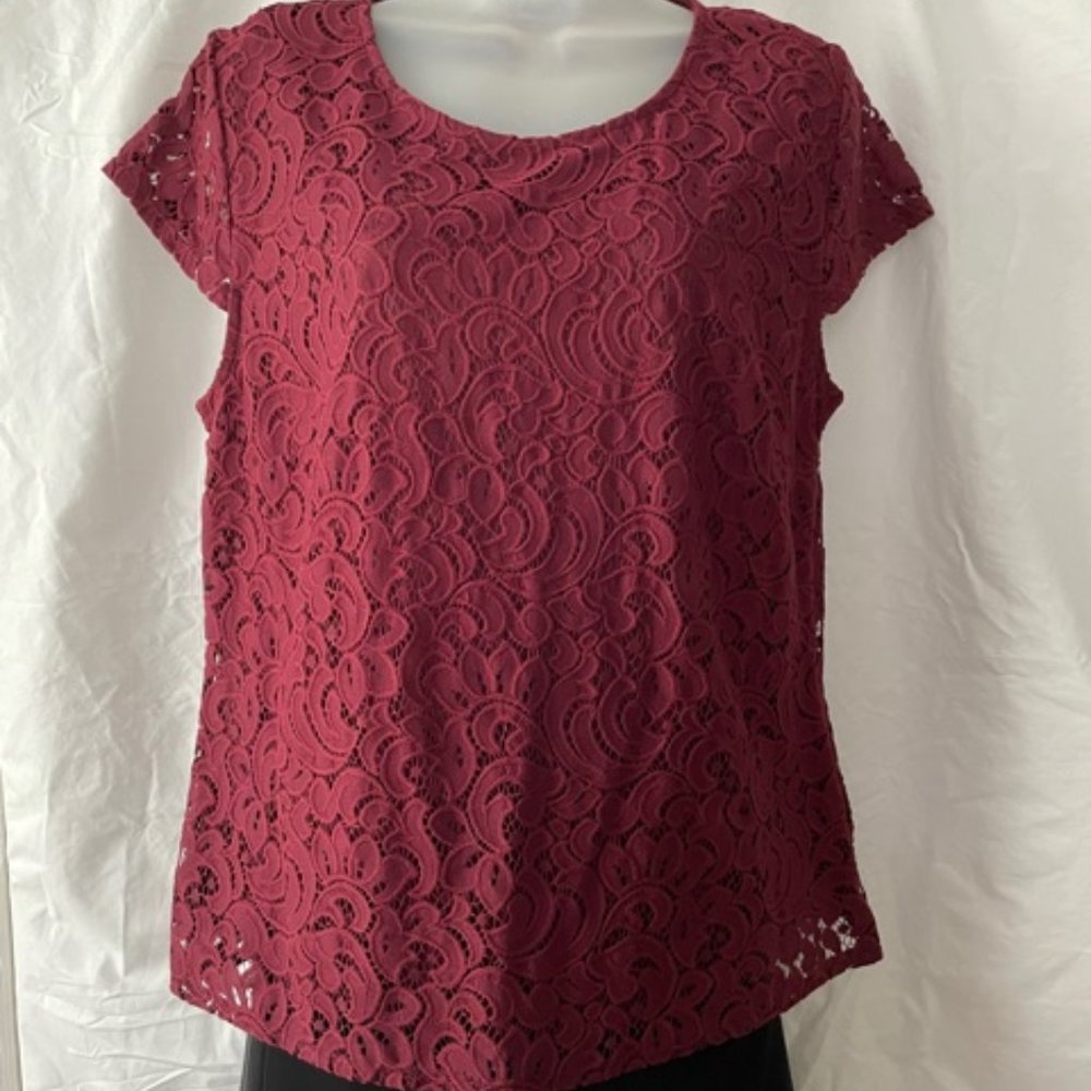 Laundry Shelli Segal Lace Cap Sleeve Blouse - Never Worn!